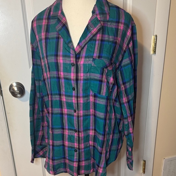 Victoria's Secret Other - NWT Victoria's Secret Pajama Top Women Sm Green Plaid Button Long Sleeve Sleep